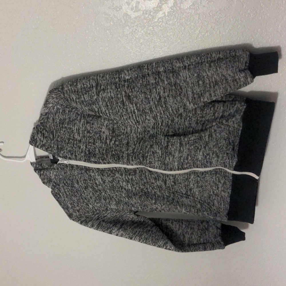 Hype boys black white grey hoodie size 6/7